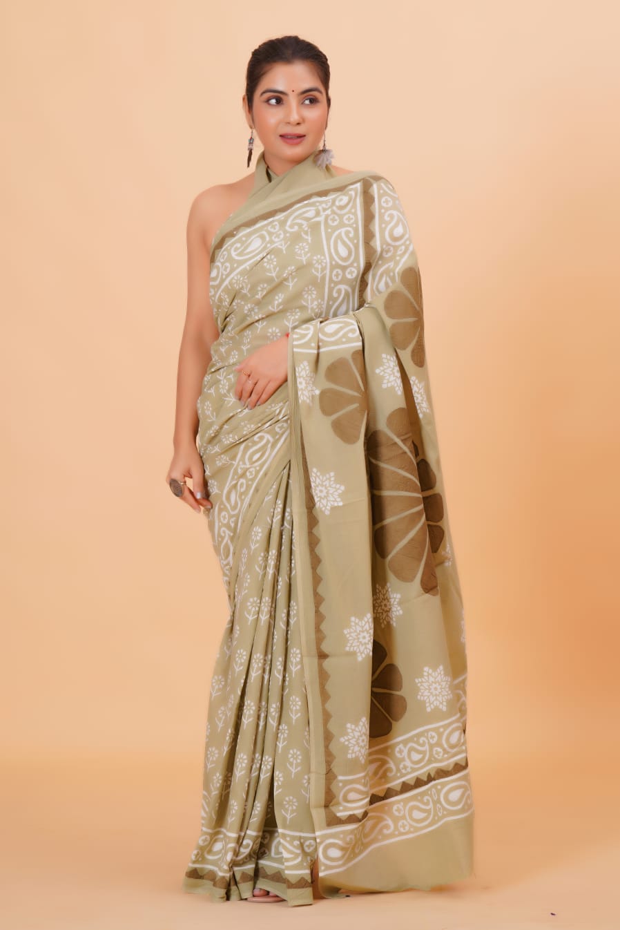 (APPLIQUE) HAND BLOCK PRINTED COTTON SAREE (5.5 Mtr) WITH UNSTICHED BLOUSE PIECE (90CM) (HAND CUT WORK)