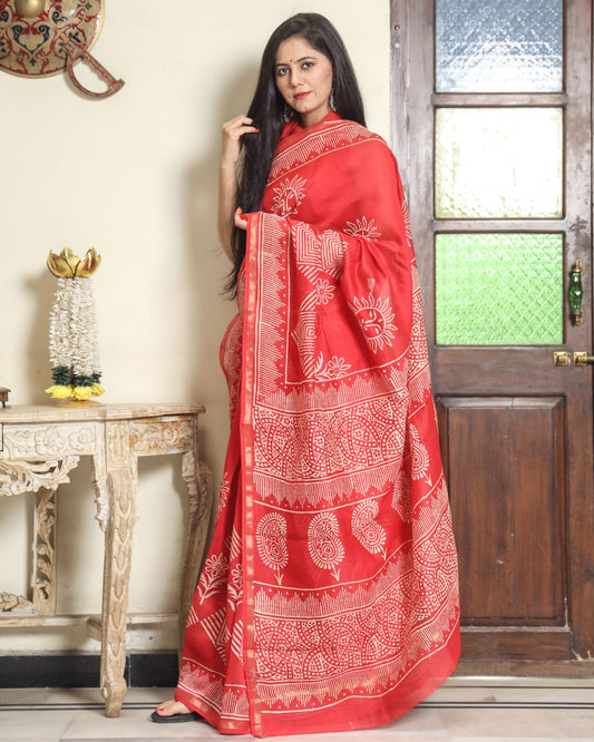 Block Printed Chanderi Silk Saree (5.5 Mtr) With Unstiched Blouse Piece (90Cm)