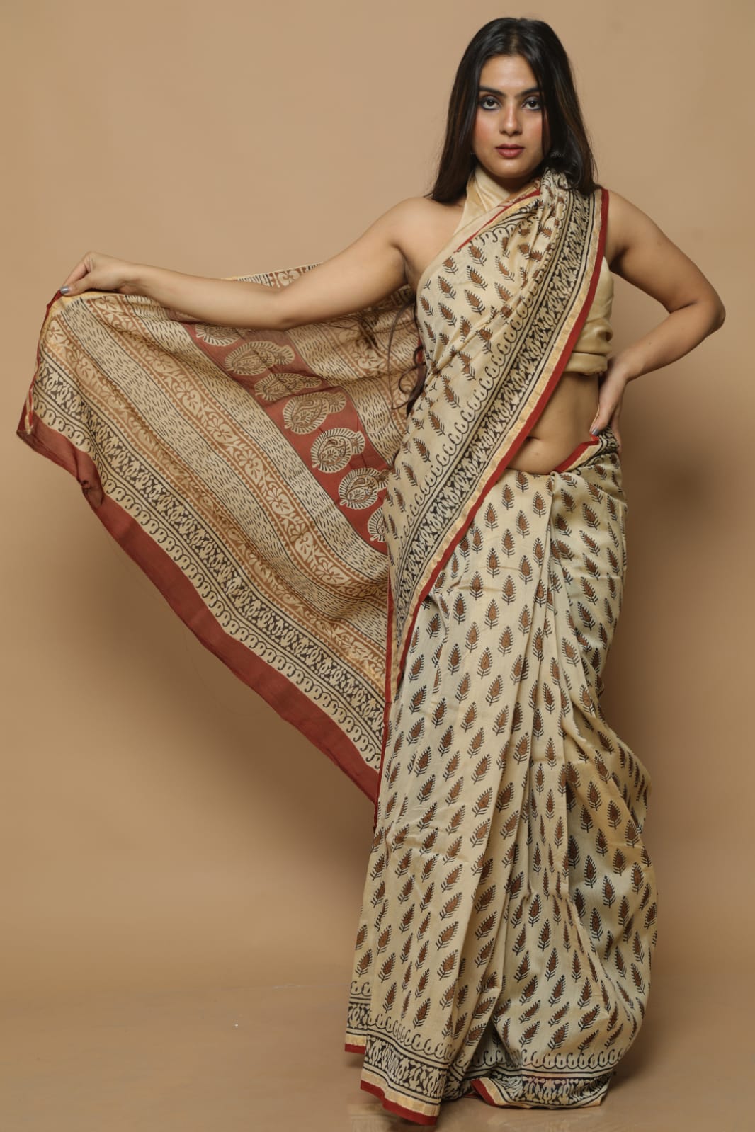 Block Printed Chanderi Silk Saree (5.5 Mtr) With Unstiched Blouse Piece (90Cm)