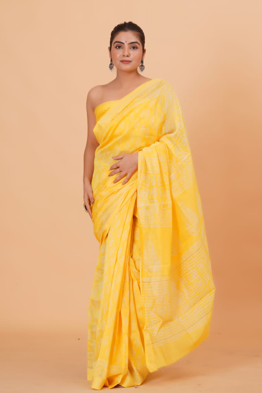 HAND BLOCK PRINTED MAHESHWARI SILK SAREE (5.5 Mtr) WITH UNSTICHED BLOUSE PIECE (90CM)