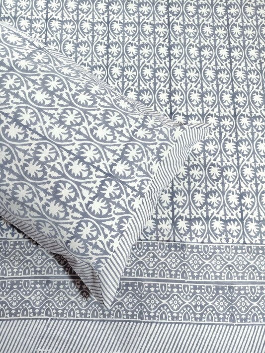 ♻️Pure Hand Block King Size Cotton Badsheet With 2 Zipped Reversable Pillow Covers