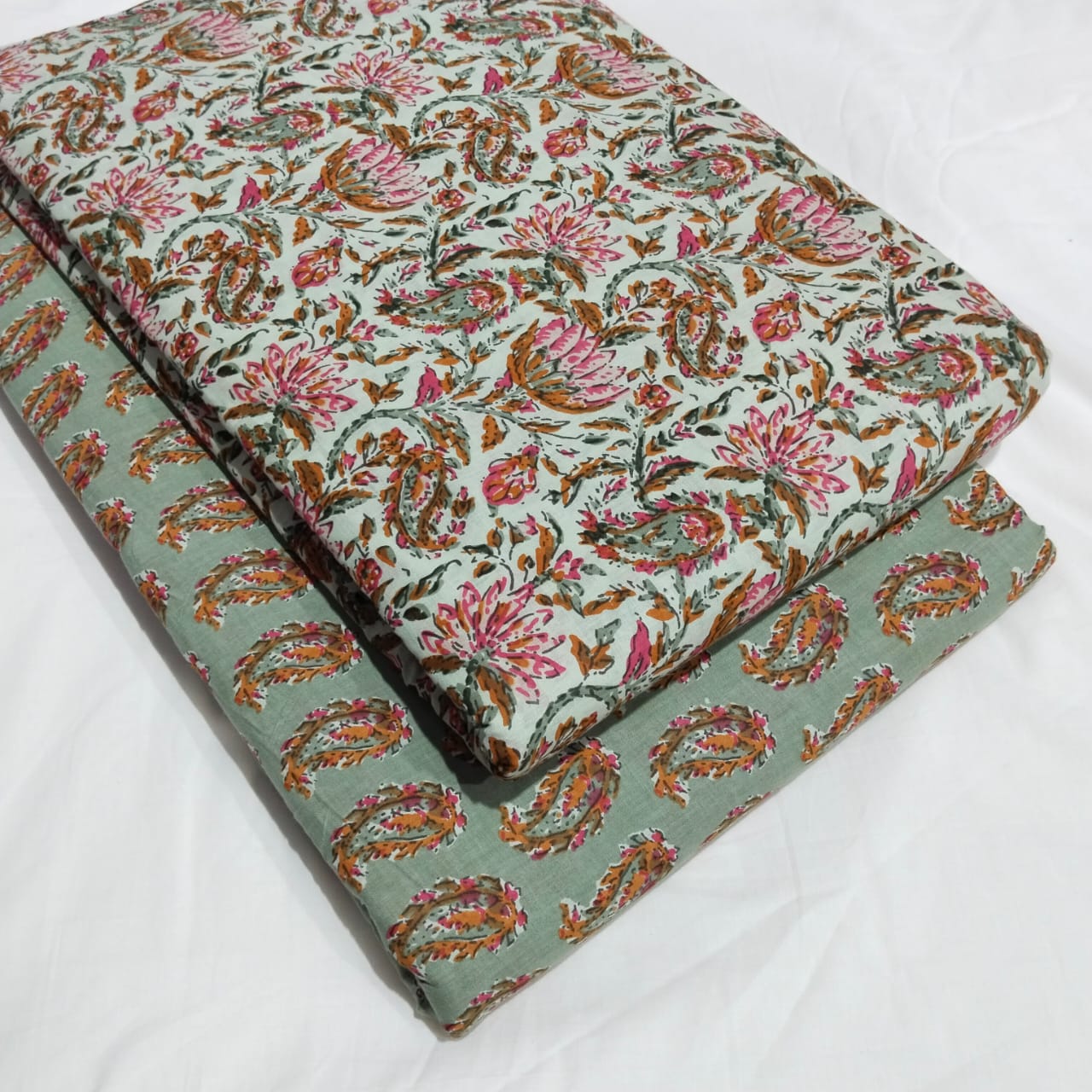 Floral Printed Pure Cotton Unstitched Top Bottom Combo Set 2.5 Mtr Top 2.5 Mtr Bottom