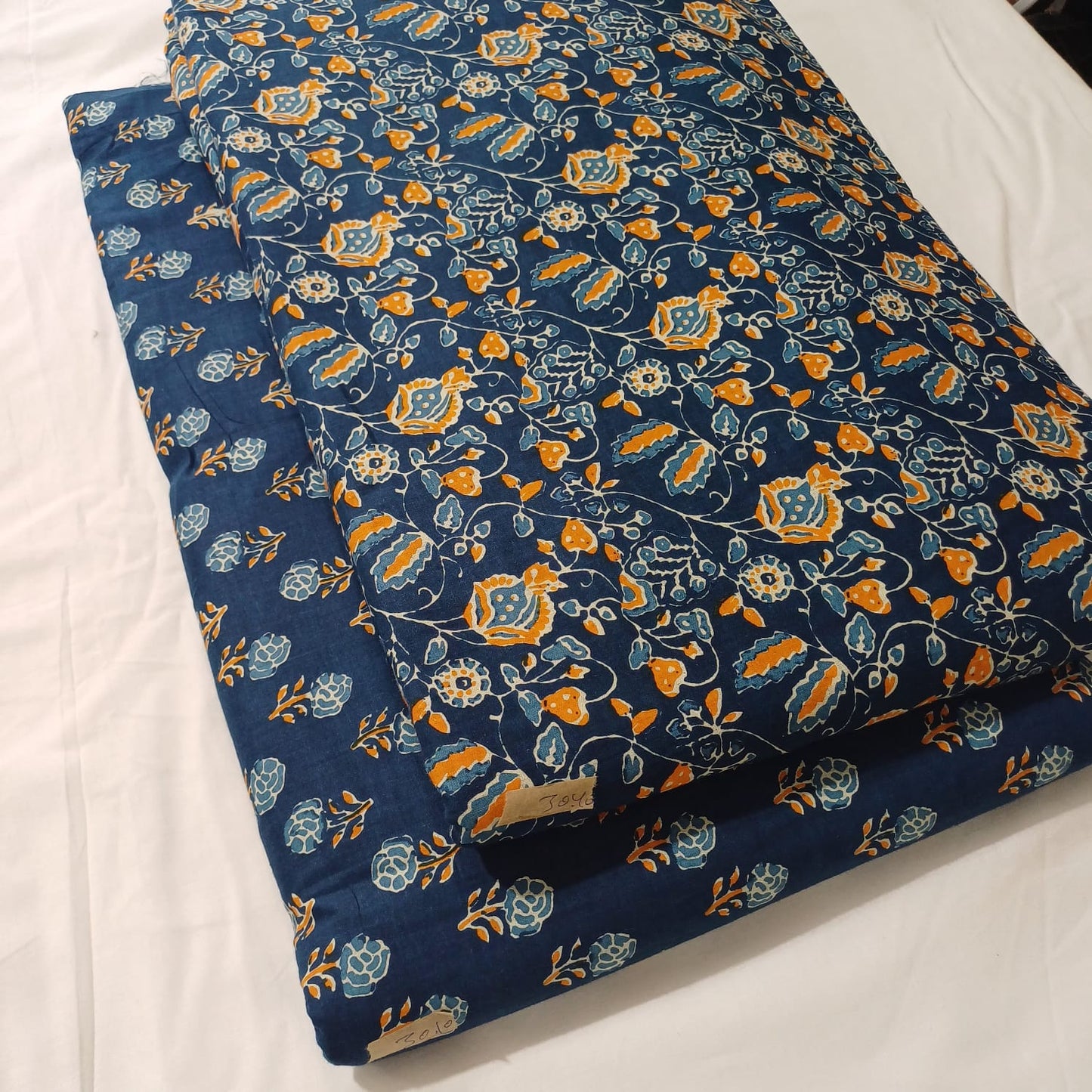 Floral Printed Pure Cotton Unstitched Top Bottom Combo Set 2.5 Mtr Top 2.5 Mtr Bottom