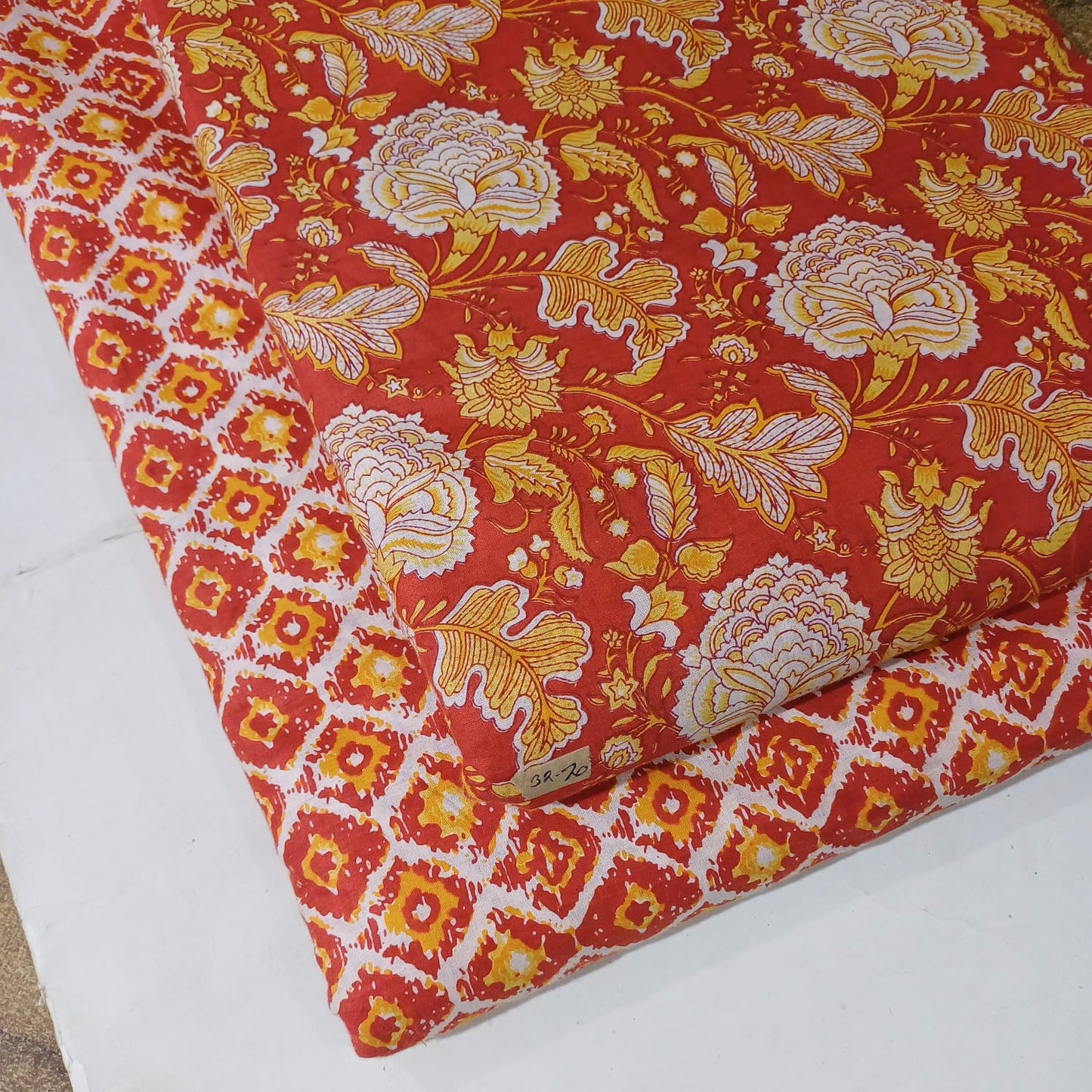 Floral Printed Pure Cotton Unstitched Top Bottom Combo Set 2.5 Mtr Top 2.5 Mtr Bottom