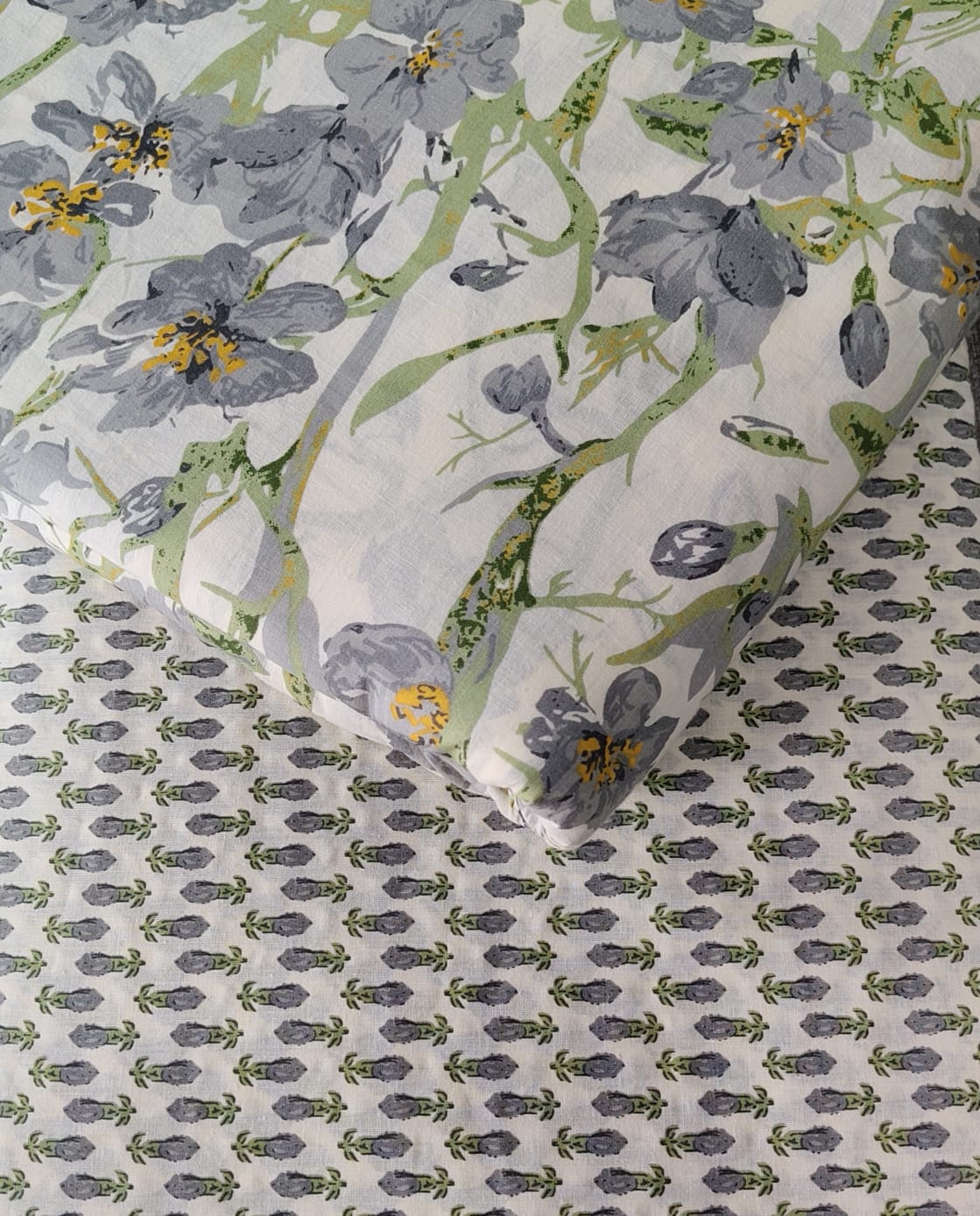 Floral Printed Pure Cotton Unstitched Top Bottom Combo Set 2.5 Mtr Top 2.5 Mtr Bottom