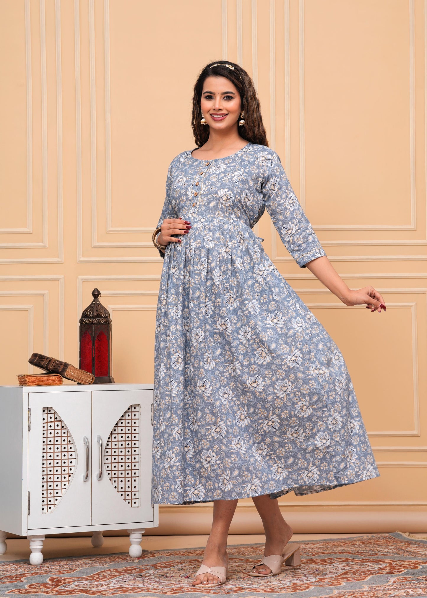 New Exclusive Cotton Cambric Floral Printed With Zip Design Maternity Gawn