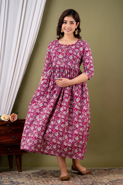 New Exclusive Cotton Cambric Floral Printed With Zip Design Maternity Gawn