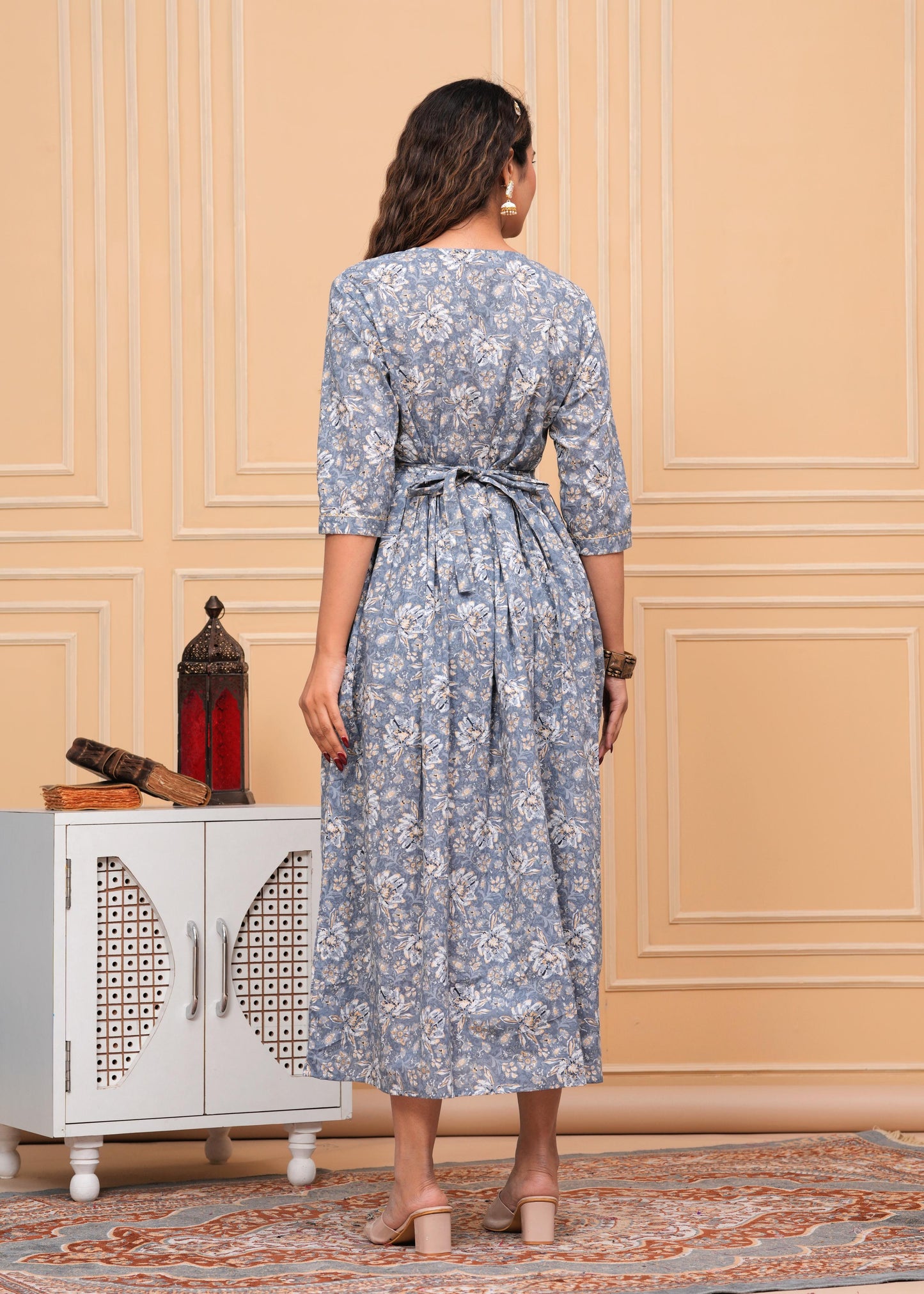 New Exclusive Cotton Cambric Floral Printed With Zip Design Maternity Gawn