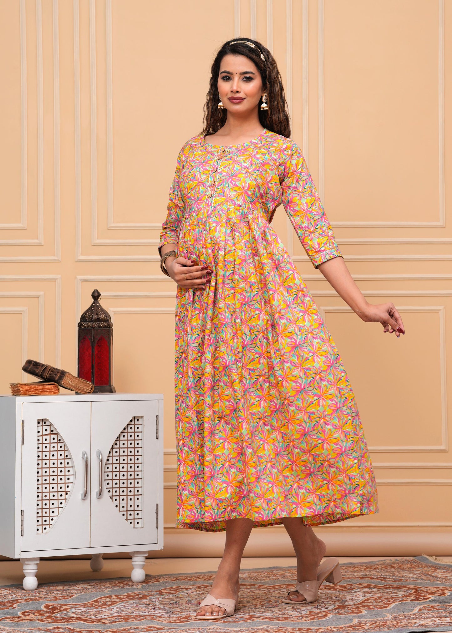 New Exclusive Cotton Cambric Floral Printed With Zip Design Maternity Gawn