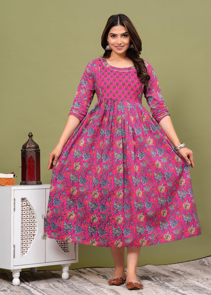 New Exclusive Cotton Cambric Floral Printed With Zip Design Maternity Gawn