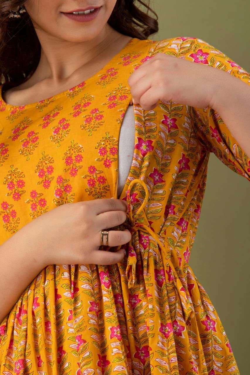 New Exclusive Cotton Cambric Floral Printed With Zip Design Maternity Gawn