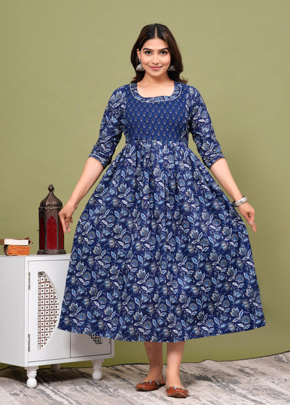 New Exclusive Cotton Cambric Floral Printed With Zip Design Maternity Gawn