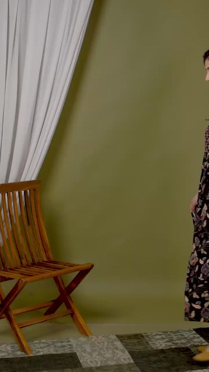 New Exclusive Cotton Cambric Floral Printed With Zip Design Maternity Gawn